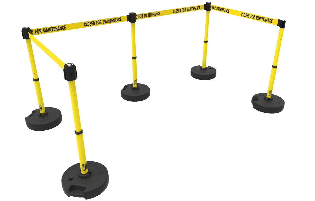 Banner Stakes Plus Barrier Set X5 With Yellow "Closed For Maintenance" Banner
